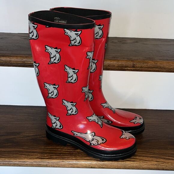 143 Girl Tall Rubber Waterproof Mud Farmer Field NC State Wolfpack Wolf Boots-8 - Picture 1 of 9